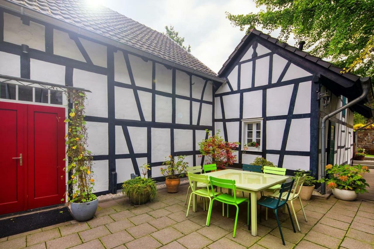 Ferienhaus Im Fachwerkhof 'Haus In Bewegung' Seelscheid Luaran gambar